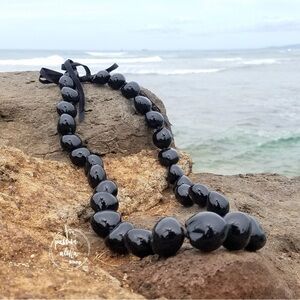 NWT Kukui Nut Lei Necklace - Black - The Hawaiian